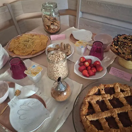 Picchio فندق مبيت وإفطار *